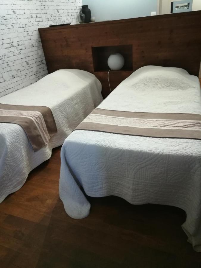 Hotel Escampette Saint-Aubin-en-Charollais Zewnętrze zdjęcie